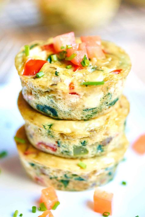 Start your day right with Healthy Egg Muffin Cups! Only 50 calories per muffin, LOADED with vegetables, and can be made in advance! showmetheyummy.com Healthy Egg Muffin Cups, Egg Muffin Cups Healthy, Egg Muffins Healthy, Egg Muffin Cups, Healthy Breakfast Meal Prep, Healthy Egg Recipes, Egg Muffin, Healthy Eggs, Easy Healthy Meal Prep