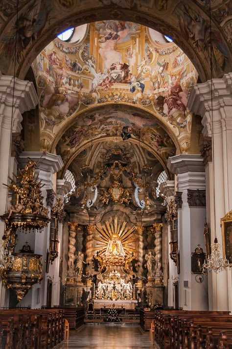 Graz Austria, Architecture Wallpaper, Baroque Architecture, Church Architecture, Images Esthétiques, High Ceilings, Architecture Old, Gothic Architecture, Ancient Architecture