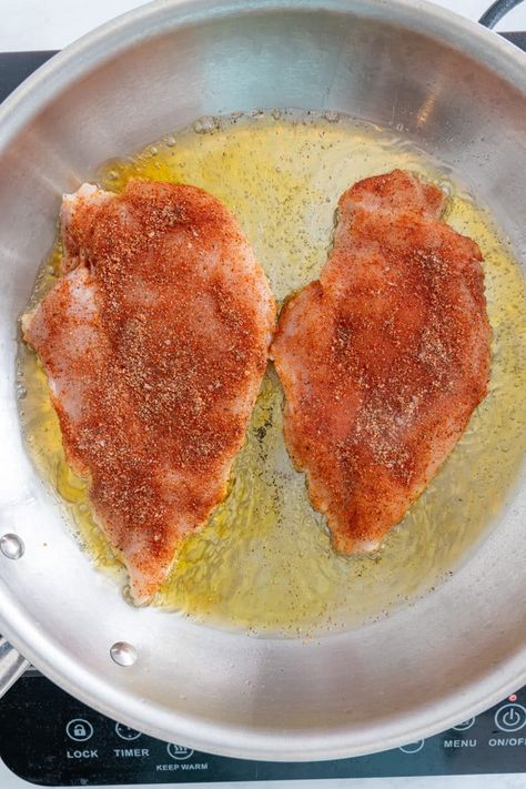 Pan Seared Chicken Breast (Juicy and Seasoned) - My Forking Life Pan Seared Chicken Tenders, Broiled Chicken Breast, Pan Seared Chicken Breast Recipes, Way To Cook Chicken, Pan Seared Chicken Breast, Pan Seared Steak, Seared Chicken Breast, Seared Chicken, Ways To Cook Chicken