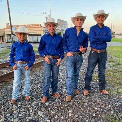 Chambelanes Outfits Quinceanera Vaquero, Quince Chambelanes, Quinceanera Chambelanes Outfits, Quince Court Outfits, Surprise Dance Outfits Quinceanera, Quince Chambelanes Outfits, Quince Surprise Dance Outfits, Chambelanes Outfits Quinceanera, Chambelan Outfits