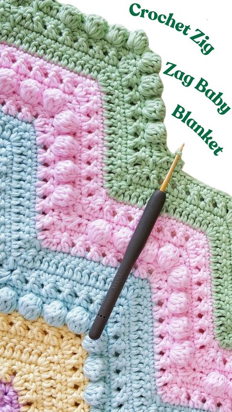 Crochet Zig-Zag Blanket – Nerd’s Guide – Tutorials & More Crochet Blankets In The Round, Zigzag Crochet Blanket, Crochet Blanket Zig Zag, Unique Crochet Blanket, Zig Zag Crochet, Guide Design, Art Crochet, Crochet Stitches Free, Gather Round