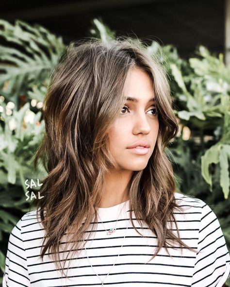 2023 Long Hair Trends For Women, Volume Haircut Medium, Asymmetrical Haircuts, Straight Layers, Hair Layered, Growing Your Hair Out, Hair Trend, Long Hair With Bangs, Haircuts For Long Hair