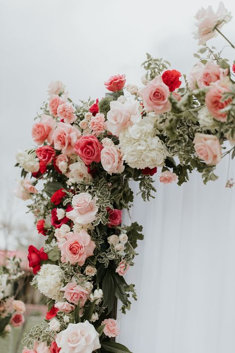 Red Pink And White Wedding Flowers, Elegant Summer Wedding Decor, Pink Red And White Flowers, Pink Floral Wedding Arch, Red And White Wedding Florals, Red White Pink Wedding, Red Pink And White Wedding Theme, Red And Pink Roses Wedding, Red Spring Wedding