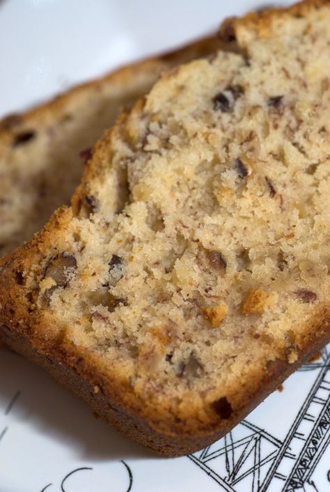 Southern Living Recipes, Banana Nut Bread Recipe, Nut Bread Recipe, Pane Dolce, Kolaci I Torte, Breakfast And Brunch, Banana Nut Bread, Nut Bread, Bread Recipes Sweet