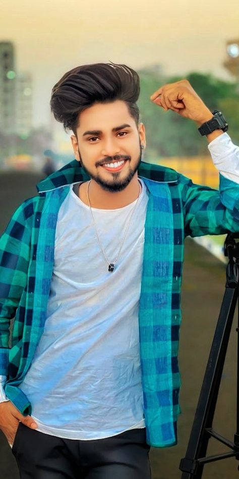 Aasman Ka Photo, Photo Banane Wala Apps, New Dulhan Pose, Dulhan Pose, Cybergoth Style, Attitude Stylish Boys Pic, Mens Photoshoot, Nitish Kumar, Dj Images Hd