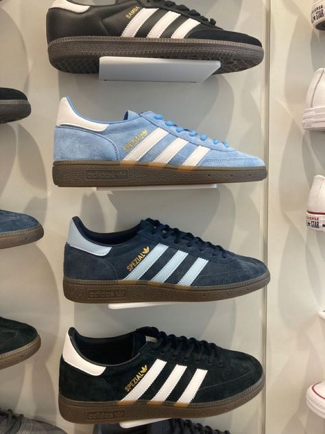 Cool Shoes Adidas, Adidas’s Shoes, Aesthetic Addidas Shoes, Samba Adidas Shoes, Shoes Inspo 2023, Shoes Vintage Aesthetic, 2023 Women’s Shoes, New Clothes Aesthetic Shopping, Stockholm Fashion Shoes