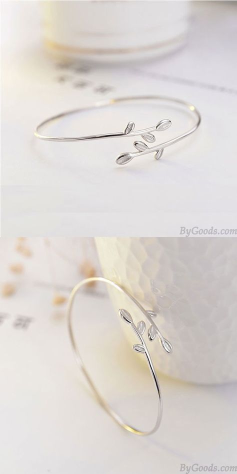 Silver Breslate For Girl Simple, Silver Women Rings, Bracelets For Girlfriend, Silver Bracelets For Women Unique, Silver Bracelet For Women Bangles, Silver Bracelet For Women In Style, Silver Breslate For Girl, Cute Silver Bracelets, Silver Bracelet Design For Women