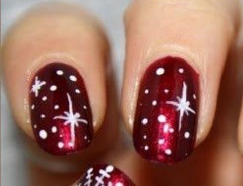 Christmas nails. Reminds me of the North Star. North Star Nail Design, Christmas Star Nails Design, Star Of Bethlehem Nails, North Star Nails, Christmas Star Nails, Judy Nails, Mccormick Chili, Hawaiian Flower Nails, Naked Nails