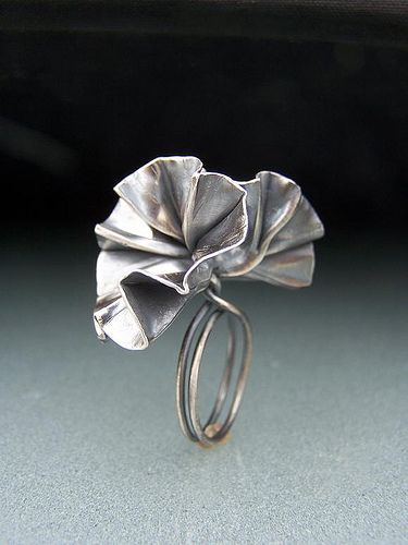 Sterling Silver Foldformed Ring II | by Cynthia Del Giudice Contemporary Rings, Metal Ideas, Abstract Jewelry, Contemporary Jewelry Design, Wax Carving, 7th Anniversary, Making Earrings, Silver Jewelry Rings, Metal Clay