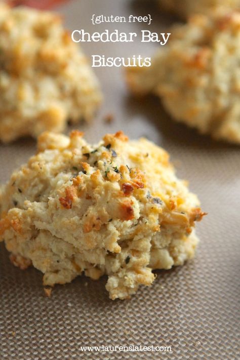 Cheddar biscuits Cheddar Bay Biscuits, Cheddar Biscuits, Drop Biscuits, Gf Bread, Biscuit Mix, Red Lobster, Gf Recipes, Foods With Gluten, Gluten Free Cooking