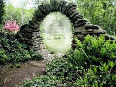 Moon Gate, Bar Diy, Shabby Chic Garden, Hidden Garden, Garden Arbor, Garden Entrance, Garden Terrace, Stone Arch, Diy Outdoor Decor