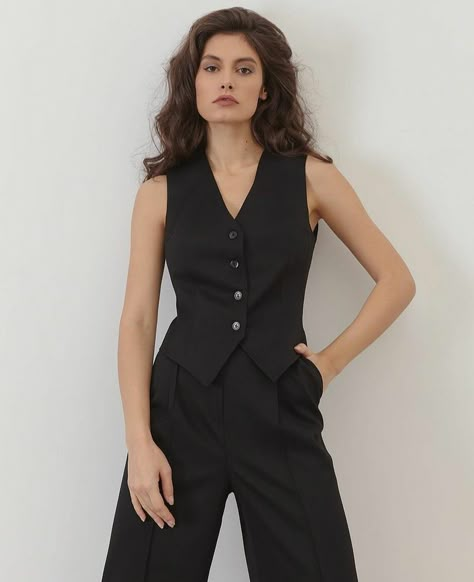 Women Waistcoat Outfit, Waistcoat Outfit Women, Suit Vest Outfits, Vest Outfit Women, Suit Vest Women, Waistcoat Outfit, Women Waistcoat, Vest Outfits For Women, Black Waistcoat