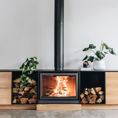 Stuv 16 Cube Wood Stove, Stuv Fireplace, Wood Burning Stoves Living Room, Fasad Design, Wood Stove Fireplace, Wood Heater, Freestanding Fireplace, Muebles Living, Stove Fireplace