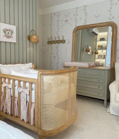 Nursery Room Design, Baby Room Inspiration, Dream Nurseries, Casa Vintage, Nursery Room Inspiration, Baby Room Design, Nursery Baby Room, Interior Modern, Baby Bedroom