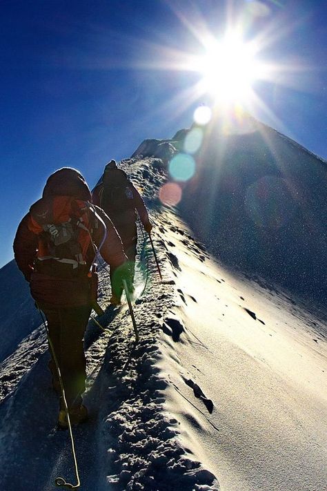 "Ain't no mountain high enough baby, to keep me from climbing you." Mountaineering Climbing, Extreme Adventure, Ice Climbing, Mountain Climbing, Skydiving, Extreme Sports, Skis, Rock Climbing, Mountaineering