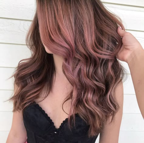 Ash pink hair Ash Brown With Pink Highlights, Light Pink Hair On Brunette, Pink Hue Hair, Brown Hair Dyed Pink No Bleach, Dusty Rose Hair Brunette, Pink Toner For Brown Hair, Ash Pink Highlights, Ash Pink Brown Hair, Dusty Pink Hair Balayage