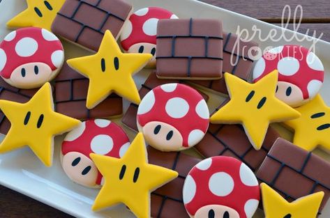 Super Mario Party Cookies | Super Mario Party Ideas Super Mario Birthday Party Ideas, Mario Birthday Party Ideas, Mario Brothers Birthday Party, Mario Kart Party, Mario Bros Birthday Party Ideas, Bolo Super Mario, Mario Birthday Cake, Nintendo Party, Super Mario Cake