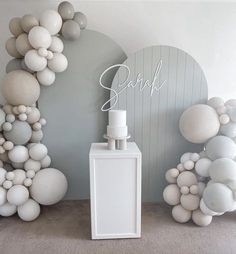 Baby Shower Ideas Minimalist, Baptism Backdrop Boy, All White Gender Reveal, Gray Baby Shower Ideas, Grey Baby Shower Ideas, White Birthday Backdrop, First Birthday Decorations Boy, 1st Birthday Backdrop, Gender Reveal Baby Shower Themes