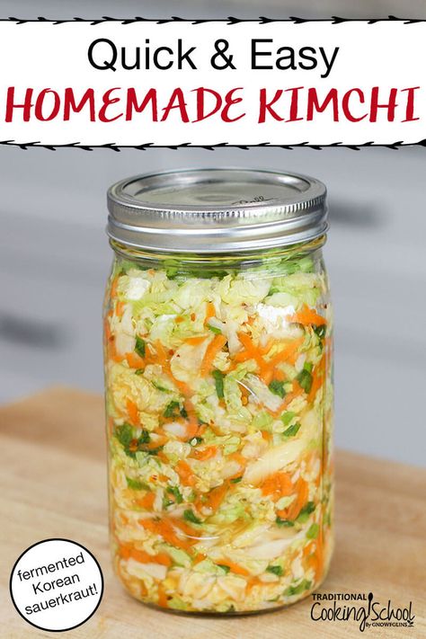 Mason Jar Fermentation Recipes, Fermented Onions Recipe, Fermented Sauerkraut Recipes, White Kimchi, Fermented Vegetables Recipes, Fermenting Foods, Lacto Fermentation, Homemade Kimchi, Benefits Of Probiotics