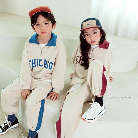 Korean Kids Outfits Boys, Kids Outfits Boys, Uniqlo Kids, Korean Kids, Sibling Outfits, Korean Babies, Kids Ootd, Outdoor Photoshoot, Cute Selfies Poses