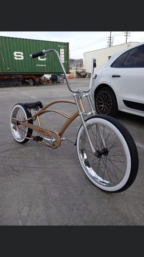 Low Rider Bike, Bobber Motorcycle Diy, Low Rider Bike Bicycles, Custom Beach Cruiser, Bmx Cruiser, Lowrider Bicycle, Vintage Bmx Bikes, Beach Cruiser Bicycle, Beach Cruisers