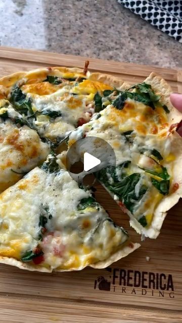 NiNe_Healthyfood on Instagram: "‼️follow us @9healthy_food for more recipes‼️
Tortilla Quiche Bake 🥚
🌟Light & Fluffy Eggs: Enjoy light and fluffy eggs!
🌮Crispy Tortilla: Perfect crispiness on the tortilla base.
🧀Cheesy Topping: Topped with cheese and fresh veggies.
🍽️Perfect for breakfast!🌞
🔸Tip: Add your favorite vegetables! 🥦🍅
#organicfood #nutrition #healthylifestyle
#veganrecipes #healthycooking #superfoods" Tortilla Quiche, Cheese Bowl, Tortilla Bake, Keto Guide, Wholesome Meals, Dinner Desserts, Keto Journey, Usa Food, Low Carb Tortillas