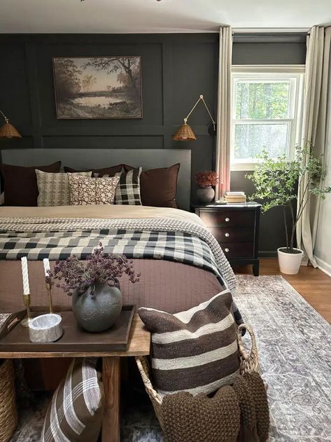 Arch Cabinets, Retreat Ideas, Moody Bedroom, Dark Bedroom, Fall Bedroom, Bedroom Decor Cozy, Bedroom Retreat, Bedroom Refresh, Decoration Inspiration