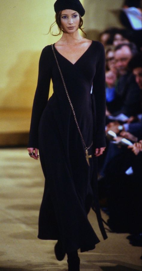 Christy Turlington, Kaia Gerber, 가을 패션, Donna Karan, Looks Style, Bella Hadid, Look Fashion, 90s Fashion, Runway Fashion