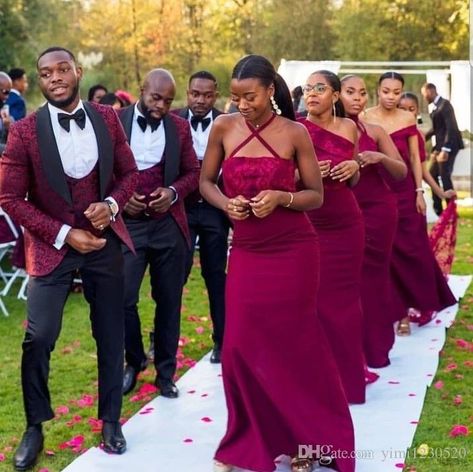 Black People Weddings, African Bridesmaid Dresses, Wedding Suits Groomsmen, African Wedding Attire, Groomsmen Outfits, Black Bridesmaids, Groom And Groomsmen Attire, Elegant Bridesmaid Dresses, Fancy Wedding Dresses