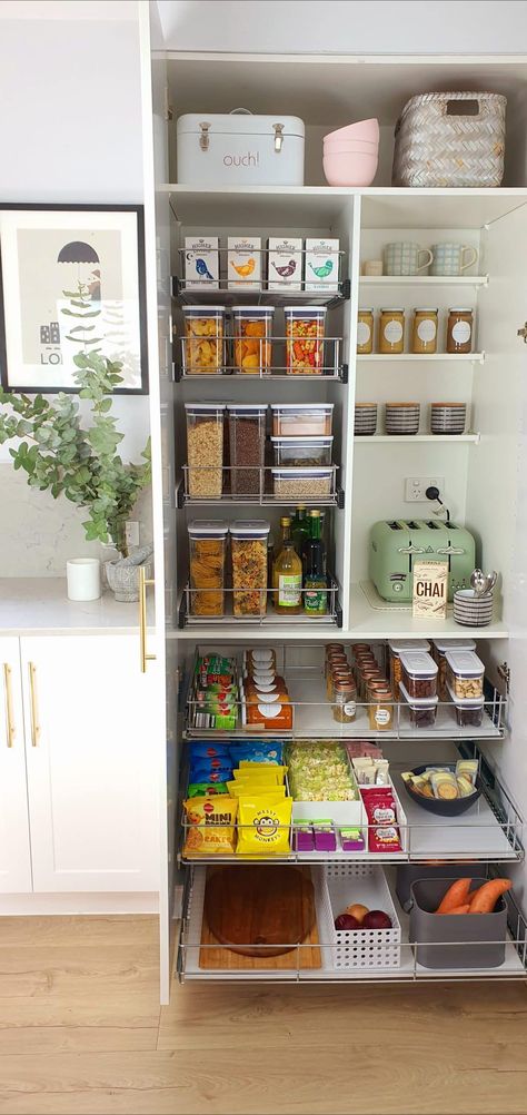 My amazing pantry makeover with pullout storage drawers - The Interiors Addict Amazing Pantry, Pullout Storage, Pantry Closet Design, Deep Pantry, Organized Pantry, Desain Pantry, Pantry Remodel, Pantry Makeover, Small Pantry