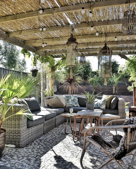 Pergola Modern, Stil Rustic, Pergola Design, Casa Patio, Backyard Pergola, Casa Exterior, Most Beautiful Gardens, Pergola Patio, Pergola Designs