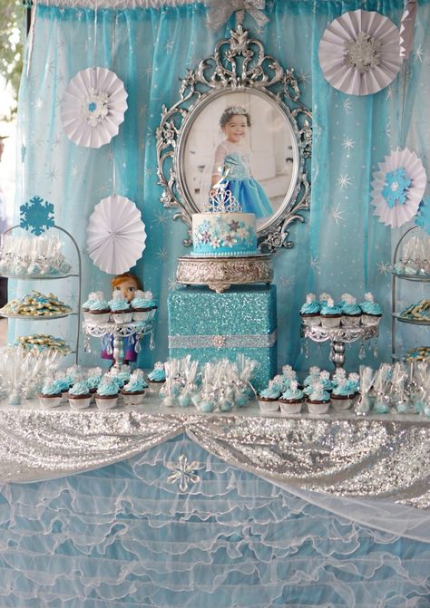 Frozen Birthday Dessert table Frozen Cake Table, Frozen Birthday Dessert Table, Frozen Dessert Table, Frozen First Birthday, Frozen Birthday Decorations, Birthday Dessert Table, Frozen Birthday Party Decorations, 4de Verjaardag, Elsa Birthday Party