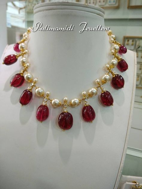 Pearl and Ruby necklace Pearl And Ruby Necklace, Ruby Necklace Indian Gold, Jewelry Selfie, Ruby Necklace Designs, Gold Ruby Necklace, Ruby Jewelry Necklaces, Swim Skirts, Wedding Engagement Rings, Pearl Jewelry Design