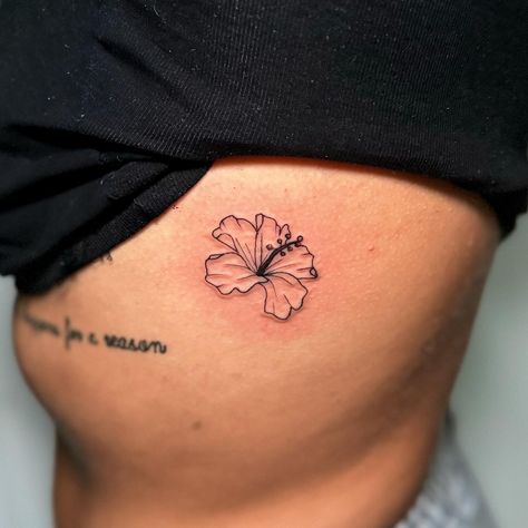 Hibiscus flower for @cescicollings 🌺 Thank you, it was great to see you again. 😁 . . . #hibiscus #hibiscusflower #hibiscustattoo #botanicaltattoo #flowertattoo #ribtattoo #fineline #delicatetattoo #femaninetattoo #inkedup Purple Hibiscus Tattoo, Hibiscus Arm Tattoo, Hisbusic Flower Tattoo, Fine Line Hibiscus Tattoo, Tattoo Hibiscus Flower, Hawaii Flower Tattoo, Small Hibiscus Tattoo, Hawaii Flower Tattoos, Hibiscus Flower Tattoo