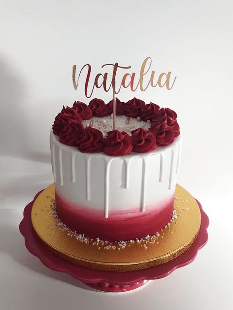 Images Of Cakes For Birthday, Cakes Simple Decoration, Rosette Drip Cake, Simple Easy Cake Decorating, Birthday Cake For Her Elegant, Pretty Cake Designs Birthday, 1 Kg Cake Designs For Birthday, Cool Cake Designs Creative, White And Red Cake Birthdays