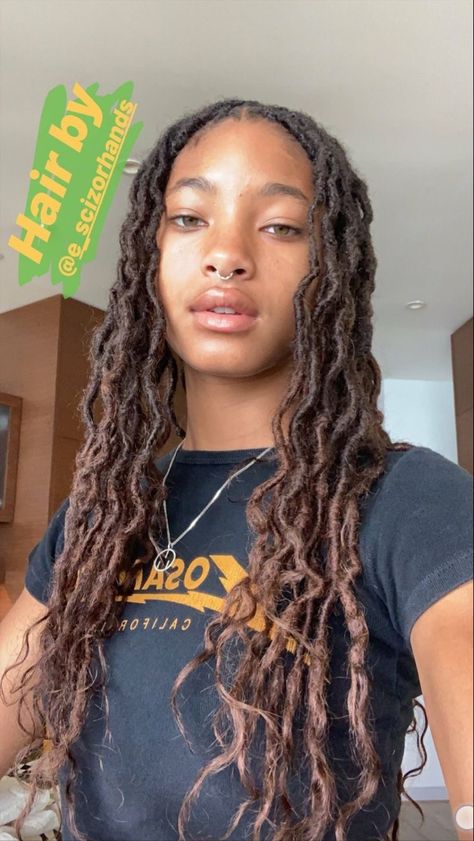 Female Dreads Hairstyles, Female Dreads, Teenage Girl Hairstyles, Teenage Hairstyles, Cerave Moisturizing Cream, Willow Smith, Protective Hairstyles Braids, Dread Hairstyles, Long Natural Hair