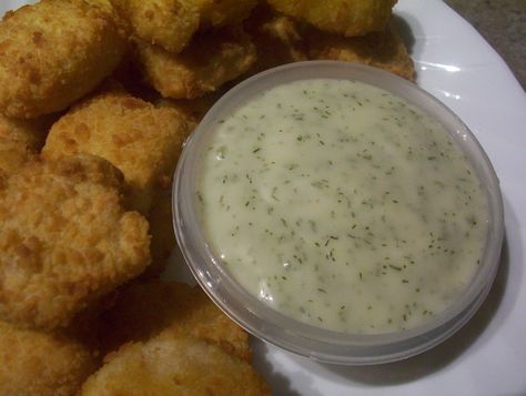 Make and share this Honey Dill Dipping Sauce recipe from Food.com. Boston Pizza Honey Dill Dip, Honey Dill Sauce Homemade, Honey Dill Dip, Dill Dipping Sauce, Honey Dill Sauce, Pepperoni Dip, Chips Dip, Dill Pickle Recipe, Dill Dip