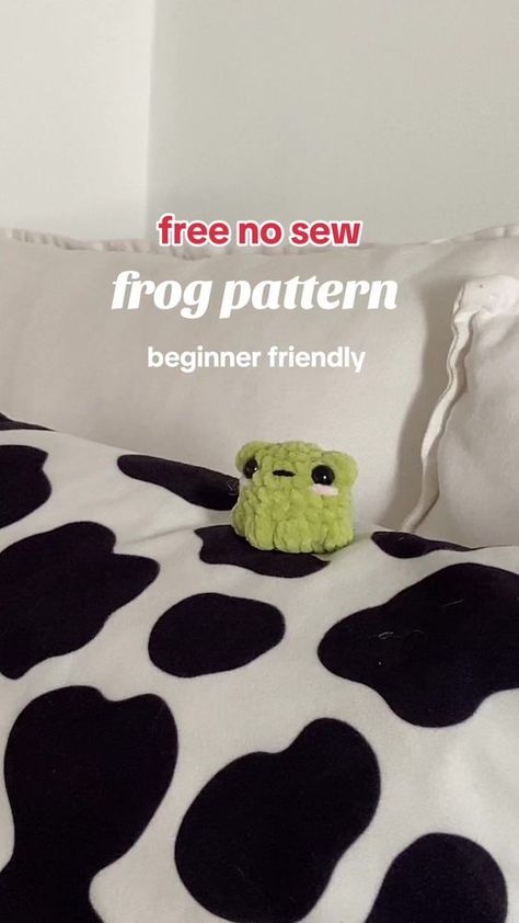 Amigurumi pattern Crochet Minecraft Creeper, Crochet Patterns Frogs, Crochet Frog Pattern Free No Sew, Small Crochet Plushies Pattern Free, How To Crochet A Frog, Free No Sew Crochet Patterns, Crochet Frog Free Pattern, Crochet Frog Pattern Free, Frog Amigurumi Free Pattern