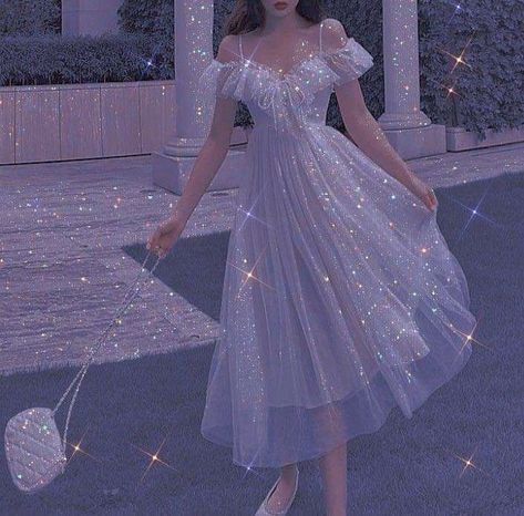 Lưu = Theo dõi @hungnguyen27 Glitter Dress Aesthetic, Sparkly Dress Aesthetic, Bridle Dress, Baju Kahwin, Sparkly Prom Dress, Ethereal Dress, Aesthetic Dress, Dresses Aesthetic, Fantasy Gowns