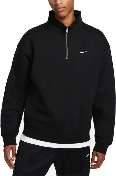 Introducing the Nike Solo Swoosh Men's 1/4-Zip Top, the perfect blend of style and performance for your active lifestyle. Made with soft, lightweight fabric, this top provides comfortable coverage for any activity.Whether you're hitting the gym, going for a run, or just running errands, the Nike Solo Swoosh Men's 1/4-Zip Top is the perfect choice. Experience the comfort and performance of Nike with this versatile top. Oversized Quarter Zip, Quarter Zip Men, Patagonia Fleece Pullover, Nike Quarter Zip, Mens 1/4 Zip, Sport Nike, Flannel Hoodie, Mens Clothing Store, Ralph Lauren Pullover