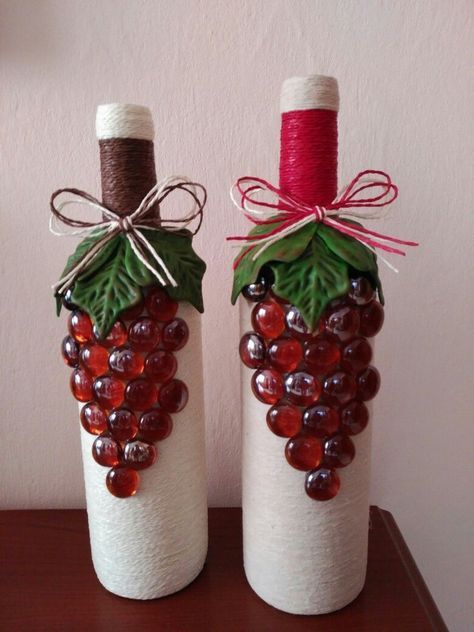 Wine Bottle Project, Recycled Wine Corks, Recycled Wine Bottles, Glass Bottle Diy, Diy Glass Bottle Crafts, Wine Craft, Christmas Wine Bottles, Wine Glass Art, Wine Bottle Art