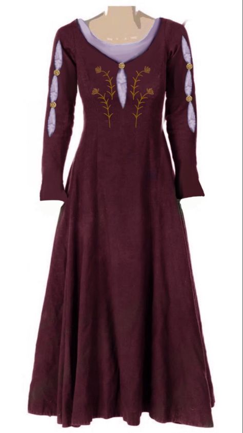 Narnia Costumes Susan, Narnia Inspired Dresses, Narnia Outfits Dresses, Narnia Dresses Inspiration, Narnia Aesthetic Outfit, Narnia Outfit Ideas, Renisance Dress, Narnia Inspired Outfits, Narnia Clothes