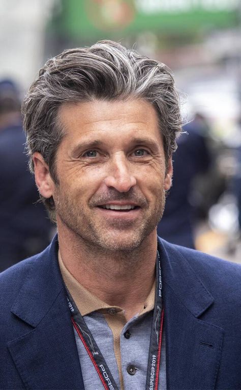 Patrick Dempsey Haircut, Patrick Dempsey 2023, Patrick Dempsey Kids, Patrick Dempsey Hair, Haircuts For Gray Hair, Patrick Demsey, Patrick Dempsy, Hairstyle 2023, Jennifer Aniston Hair