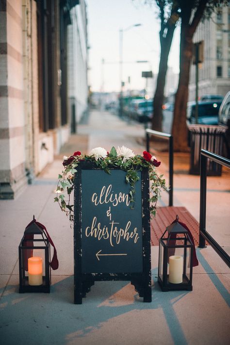 Our Favorite Restaurant Wedding Décor Ideas Wedding Reception Entrance, Rehearsal Dinner Decorations, Reception Entrance, Fun Wedding Decor, Elegant Winter Wedding, Wedding Reception Signs, Winter Wedding Decorations, Wedding Lanterns, Wedding Entrance