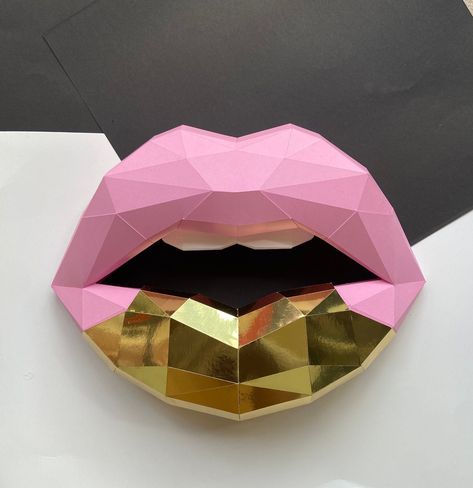 Set of 5 Paper Lips | Makeup Wall Art | Lips Wall Art | Dentist Gift | | Lip Art | Studio Decor | Gift For Makeup Artis | Paper Lips | Salon Decor. 3D paper lips wall art are trendy right now and will make a perfect decor for your dressing room, salon, makeup studio or even your home. It also makes for a perfect gift to your girlfriend that loves makeup, a makeup artist, a dentist, a lip artist or anyone really ...because EVERYONE HAS LIPS. This listing is for just 5 lips. 💋2 light pink lips  ? Pmu Studio Ideas, Lip Gloss Quotes, Paper Lips, Event Space Design, Art Studio Decor, Lips Wall Art, Makeup Wall Art, Art Lips, Light Pink Lips