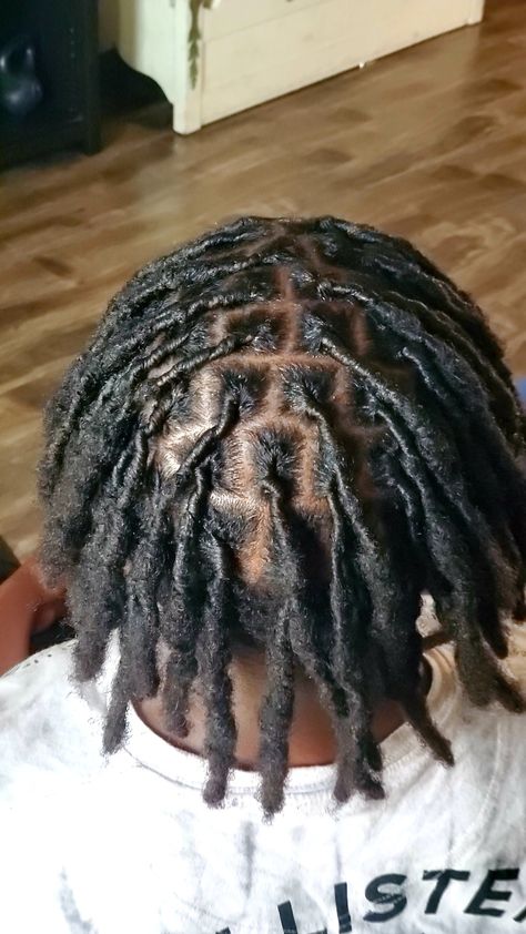 locs, natural hair, retwist, detox Retwist Dreads Hairstyles Men, Retwist No Style, Retwist Styles For Short Locs Men, Dreads Retwist Men, Retwist Locs Style Men Short, Men Retwist Styles, Men Retwist, Loc Retwist Styles Men, Comb Twist Men