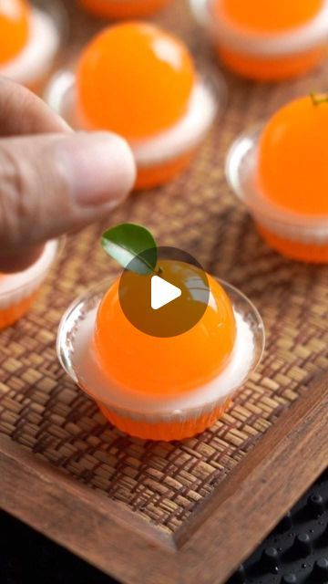 TEE Suwannukul on Instagram: "* Orange Milk jelly  - 1/2 tablespoon Agar powder - 400 ml Orange juice   * Coconut milk jelly - 1/2 tablespoon Agar powder  - 200 ml of water - 250 ml Coconut milk  - 1/8 teaspoon salt  * Boil the agar at a temperature of 80 - 100 degrees Celsius to dissolve the agar powder. #reels #recipe #orange #dessert" Juice Coconut, Milk Jelly, Orange Dessert, Fancy Soap, Thai Dessert, Powder Recipe, Agar Agar, Thai Recipes, Orange Juice