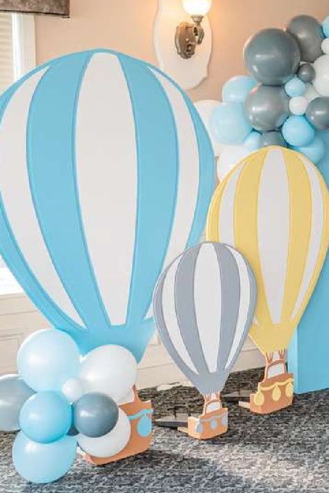 Check out this cute hot air balloon 1st birthday party! The party decorations are awesome! See more party ideas and share yours at CatchMyParty.com Air Ballons Decoration, Hot Air Balloon 1st Birthday Party, Hotairballoon Party, Hot Air Balloon Birthday Theme, Hot Air Balloon Party Decor, Hot Air Balloon Theme Party, Hot Air Balloon Wedding Theme, Hot Air Balloon Backdrop, Birthday Party Balloon Arch