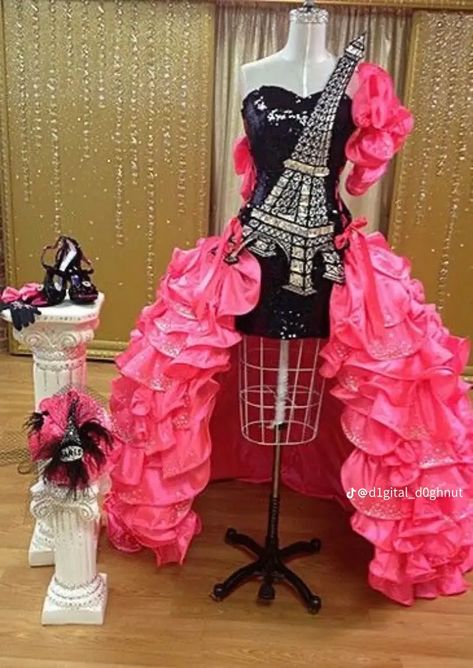 Ugliest Wedding Dress, Huge Dresses, Weird Wedding Dress, Sondra Celli, Ugly Wedding Dress, Huge Wedding, Sweet Sixteen Birthday Party Ideas, Crazy Wedding, Pink Day