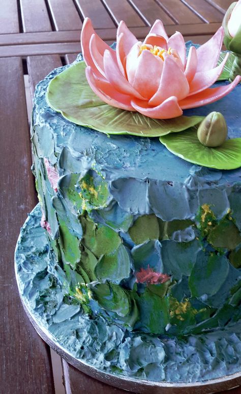 Monet's water lilies cake(3) Monet Inspired Cake, Pond Birthday Party, Claude Monet Cake, Monet Themed Party, Lily Themed Party, Pond Cupcakes, Lily Pad Cake, Water Lily Cake, Lotus Flower Cake